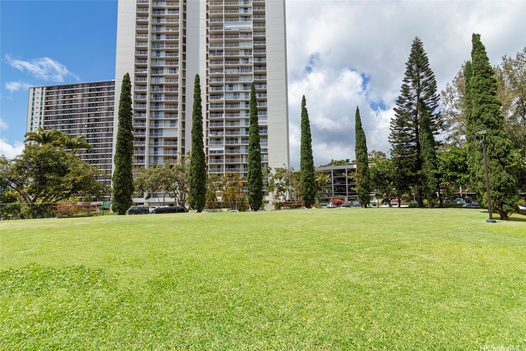 98-501 Koauka Loop A704