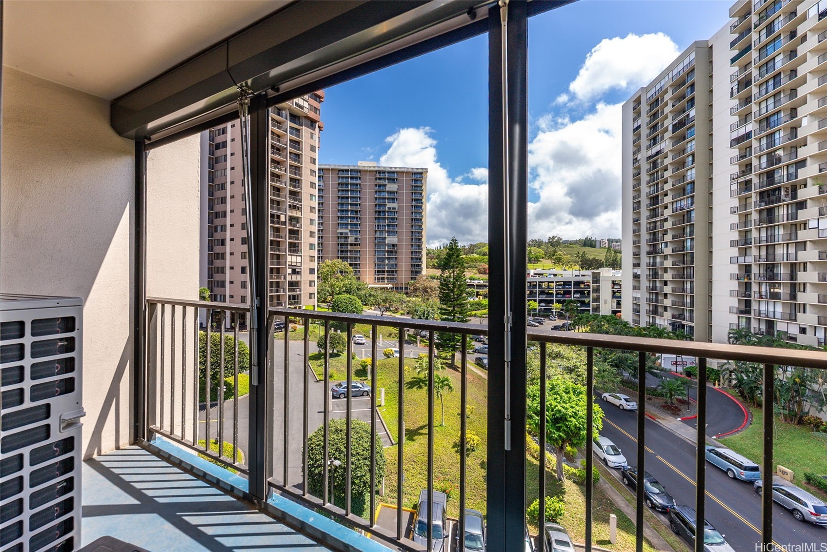98-501 Koauka Loop A704