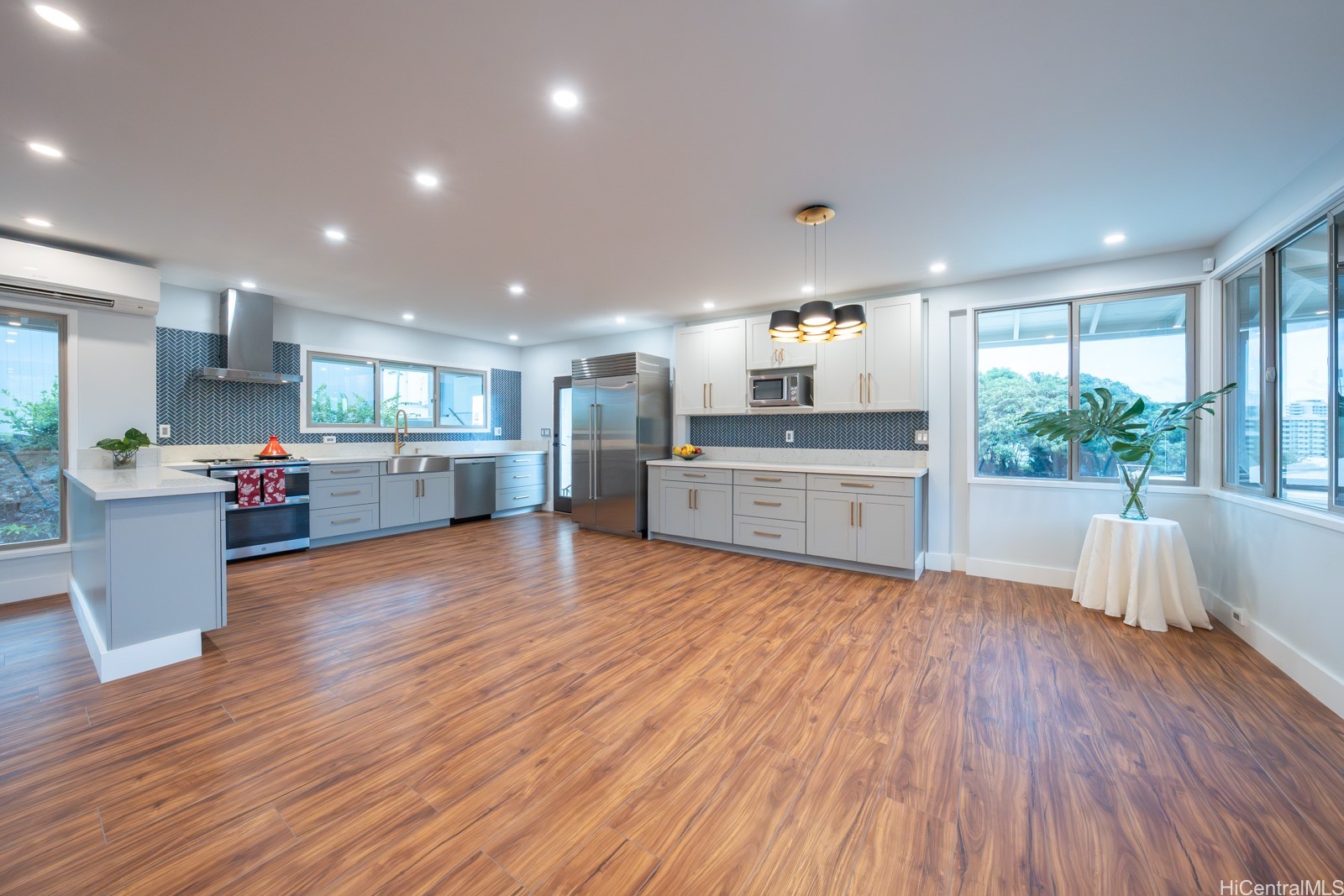 1207 Lilo Place