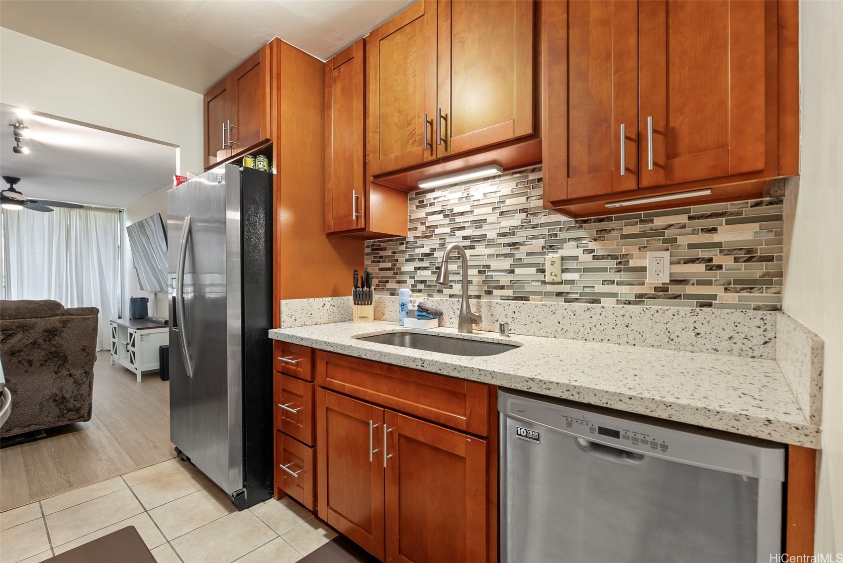 95-322 Kahikinui Court 233