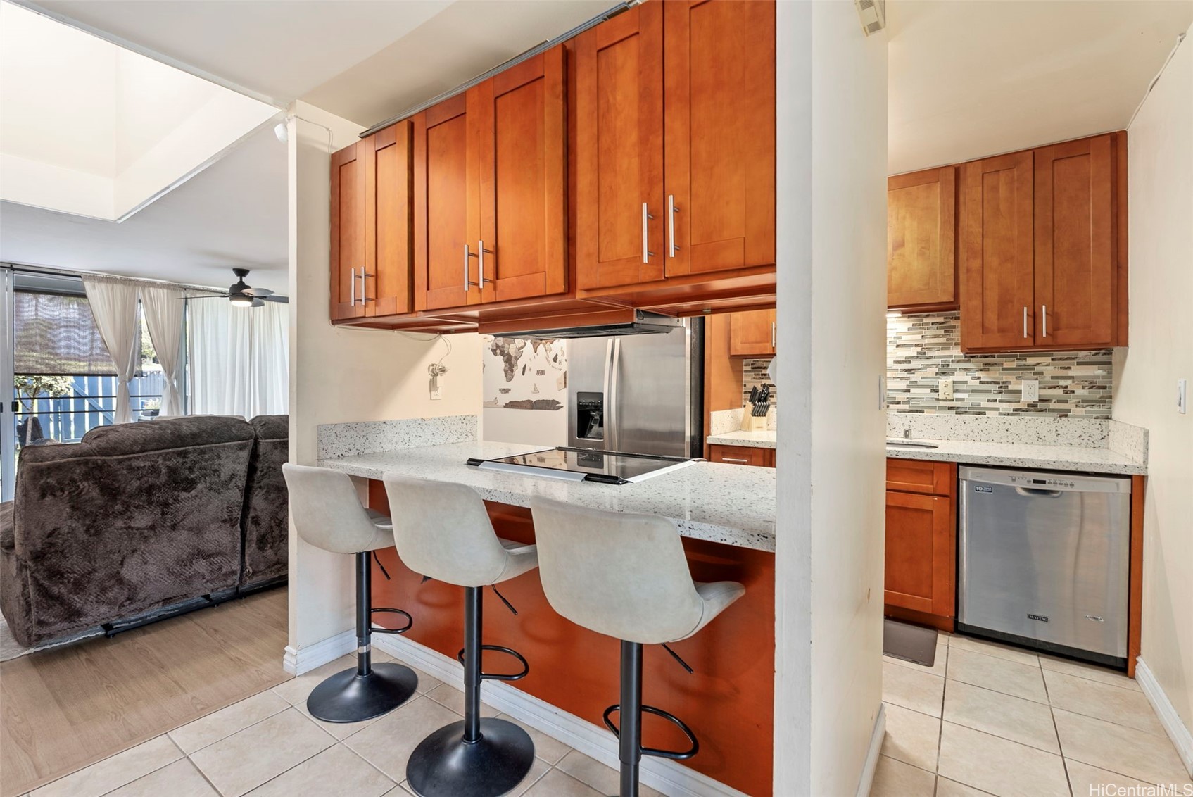 95-322 Kahikinui Court 233