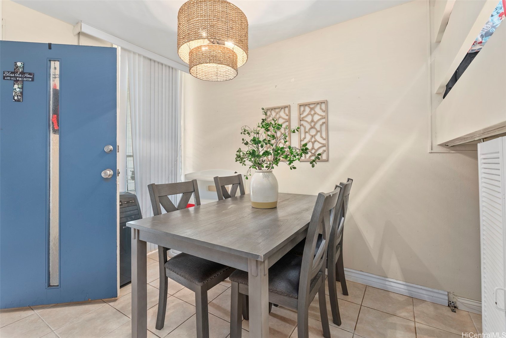 95-322 Kahikinui Court 233