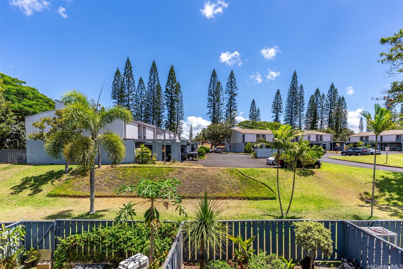 95-322 Kahikinui Court 233