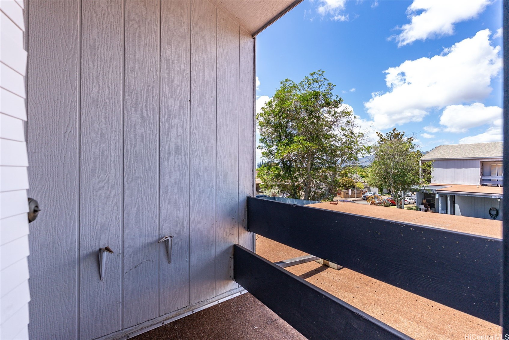 95-322 Kahikinui Court 233