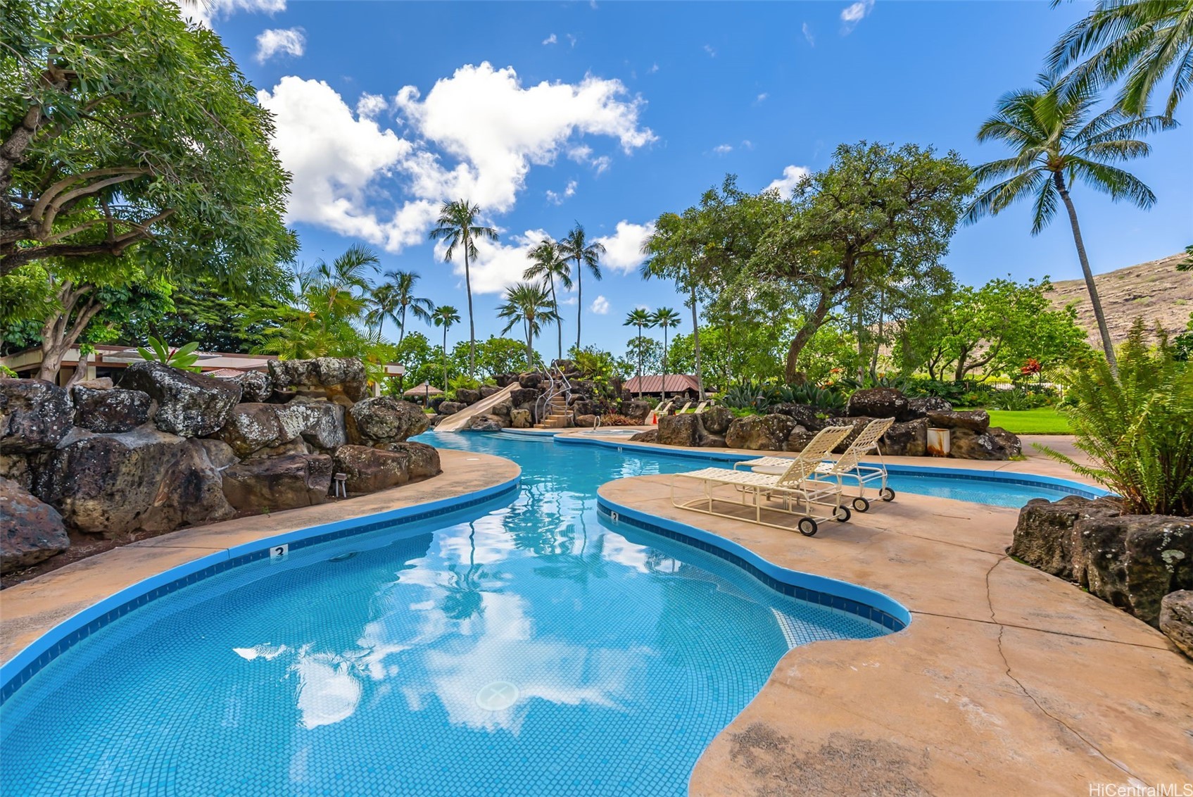 521 Hahaione Street 2-6H