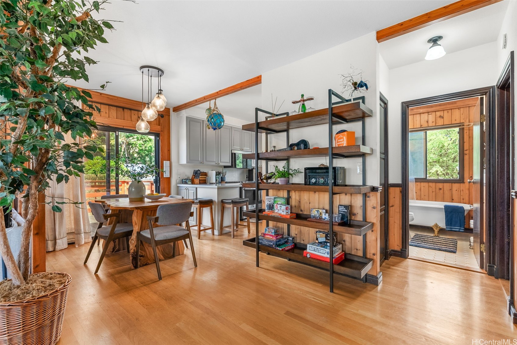 85-834 Piliuka Place