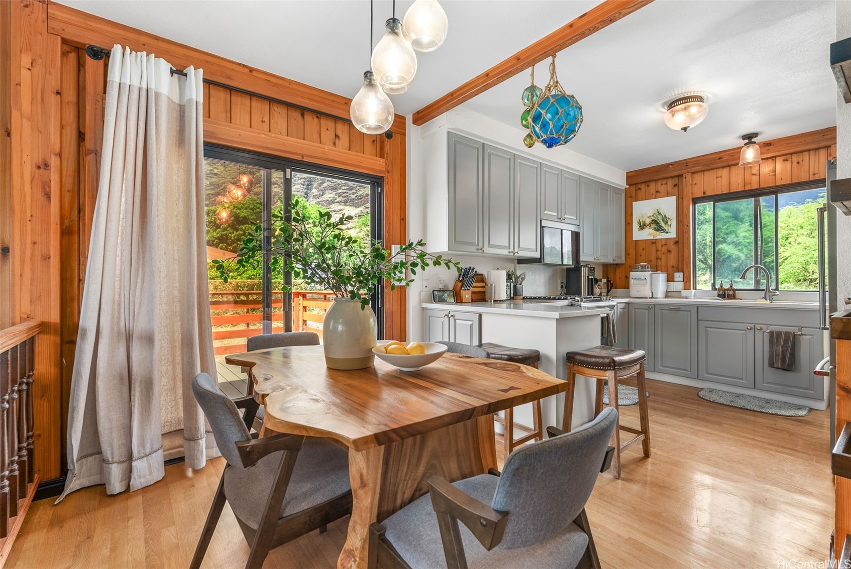 85-834 Piliuka Place