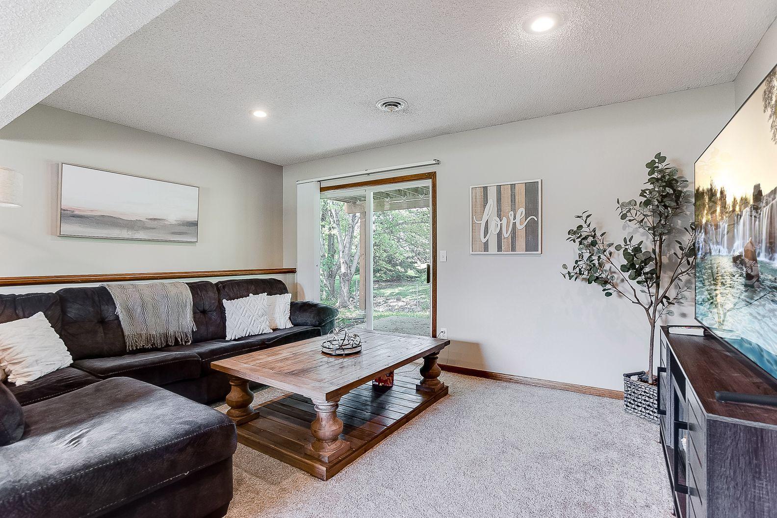 728 Countryside Road