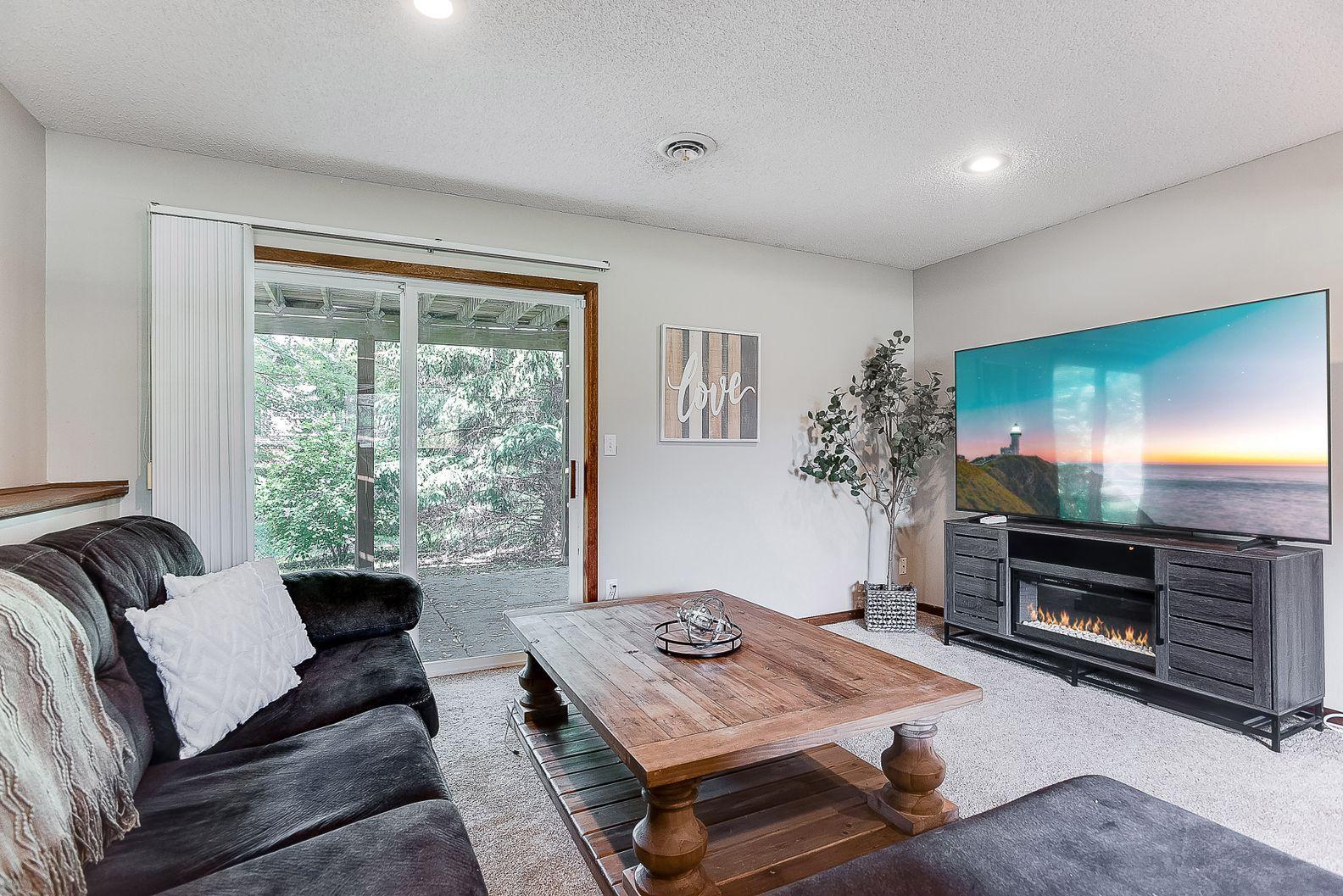 728 Countryside Road