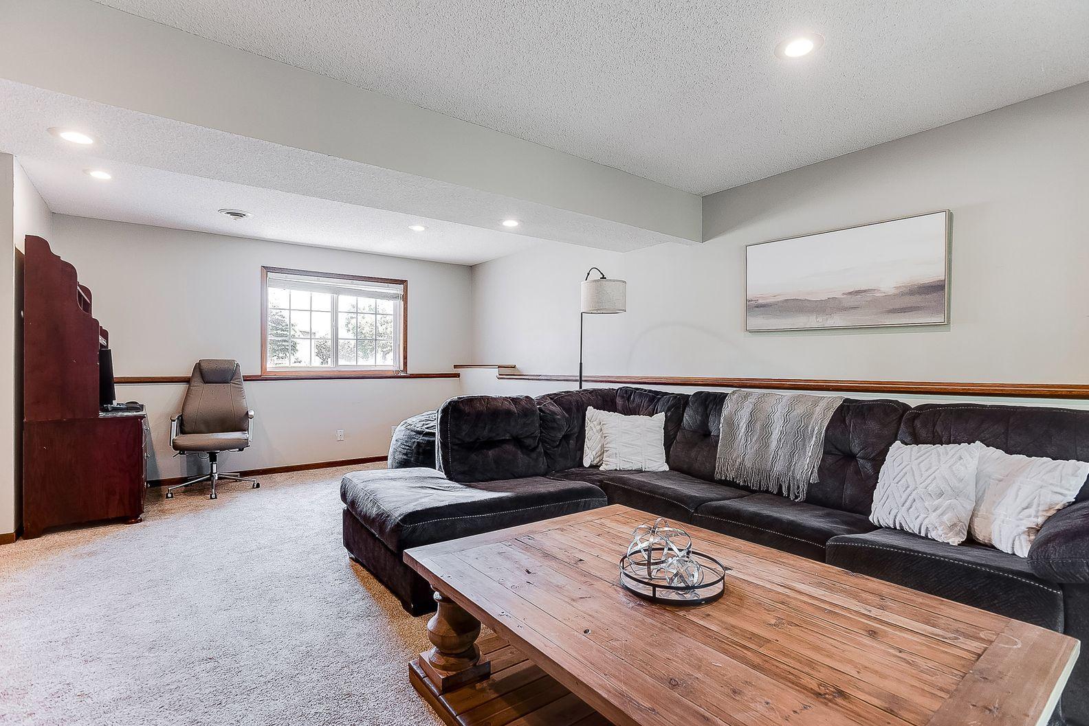 728 Countryside Road