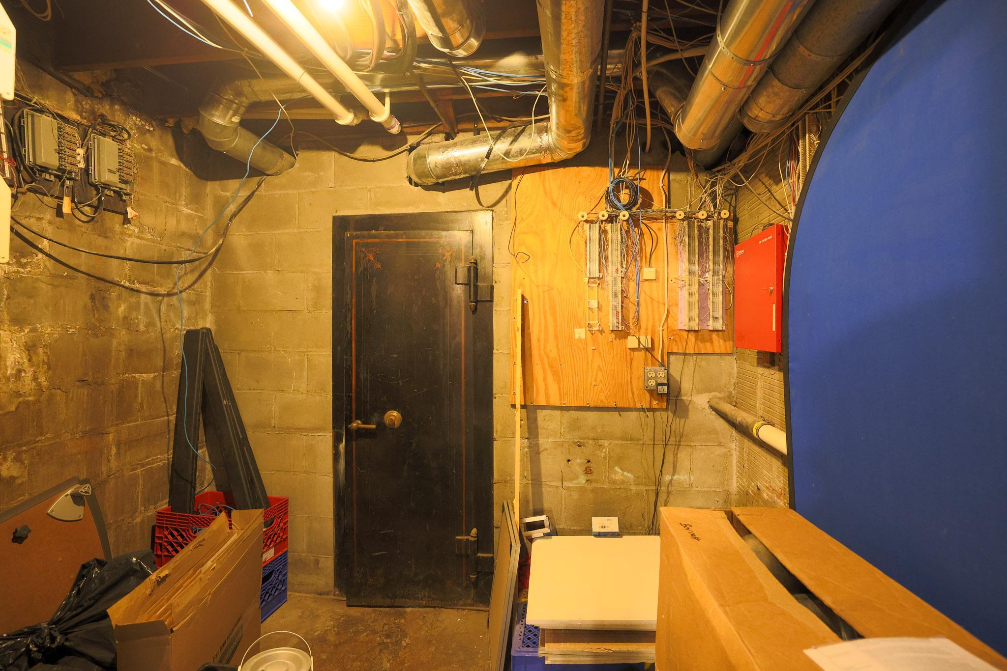 640-644 Grand Avenue