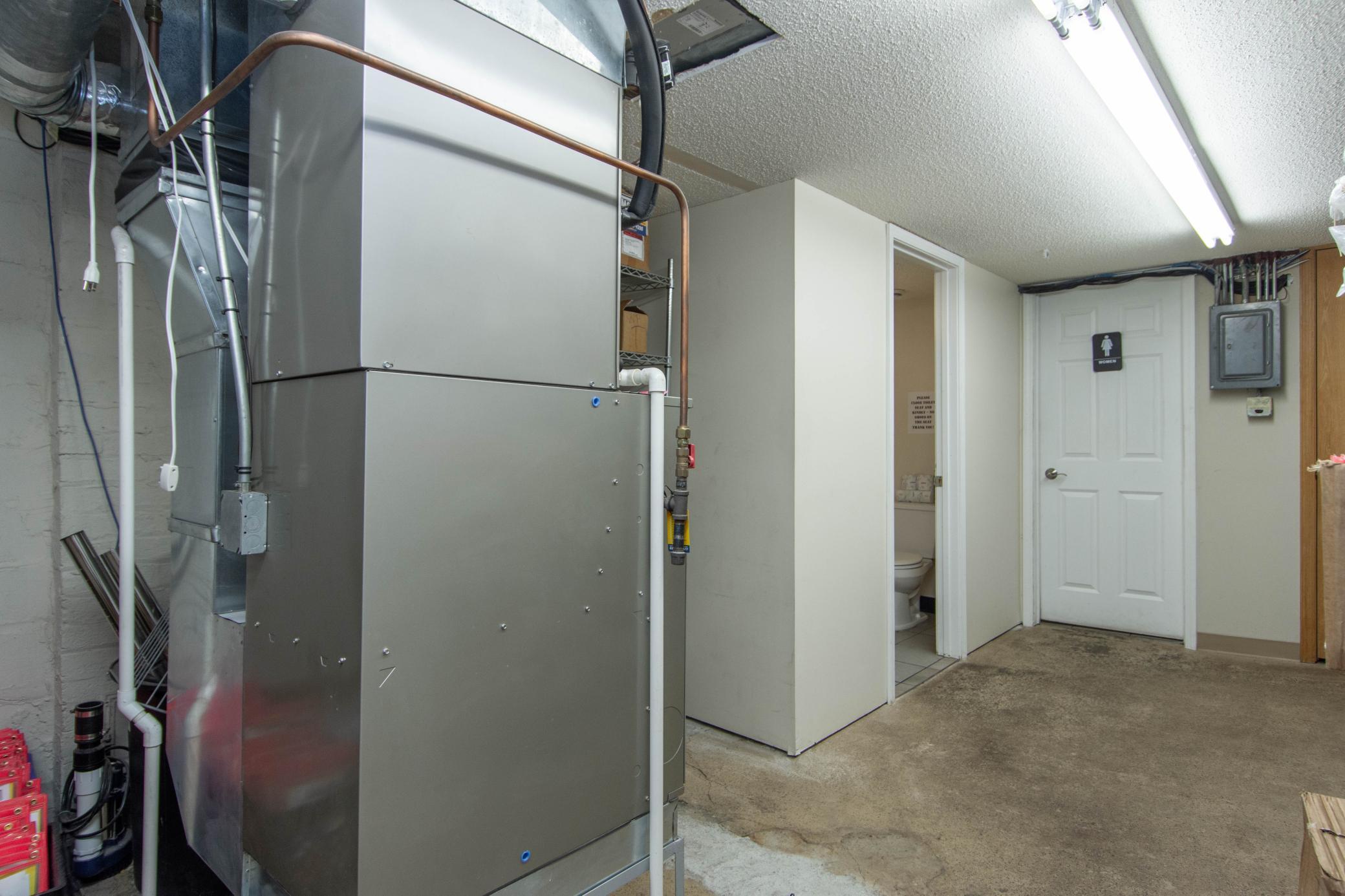 640-644 Grand Avenue