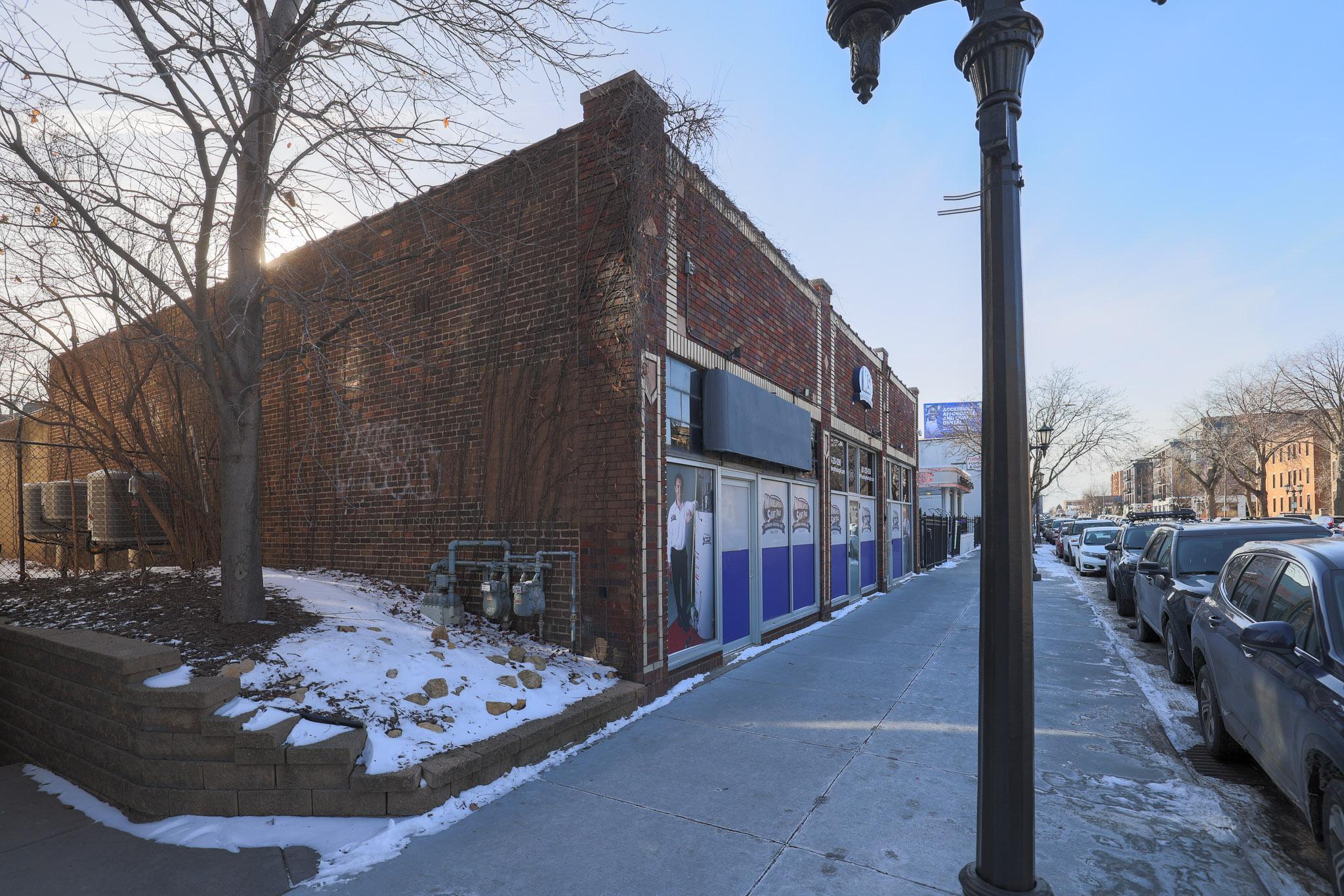 640-644 Grand Avenue