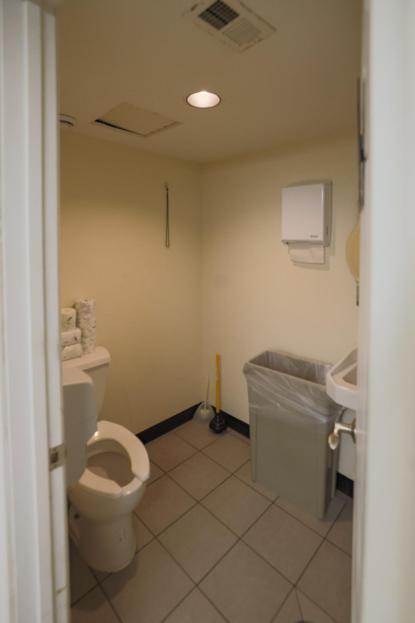 640-644 Grand Avenue