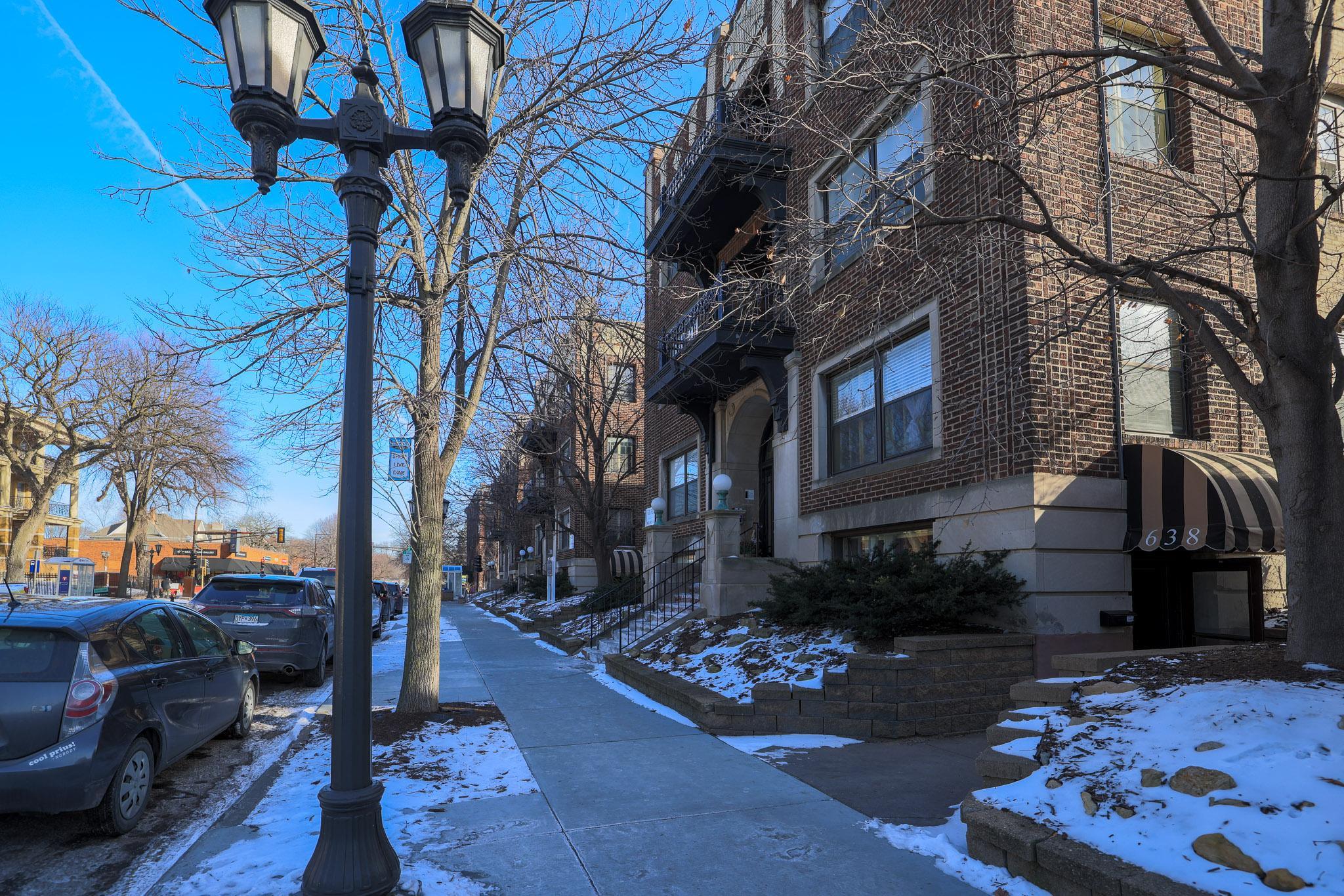 640-644 Grand Avenue