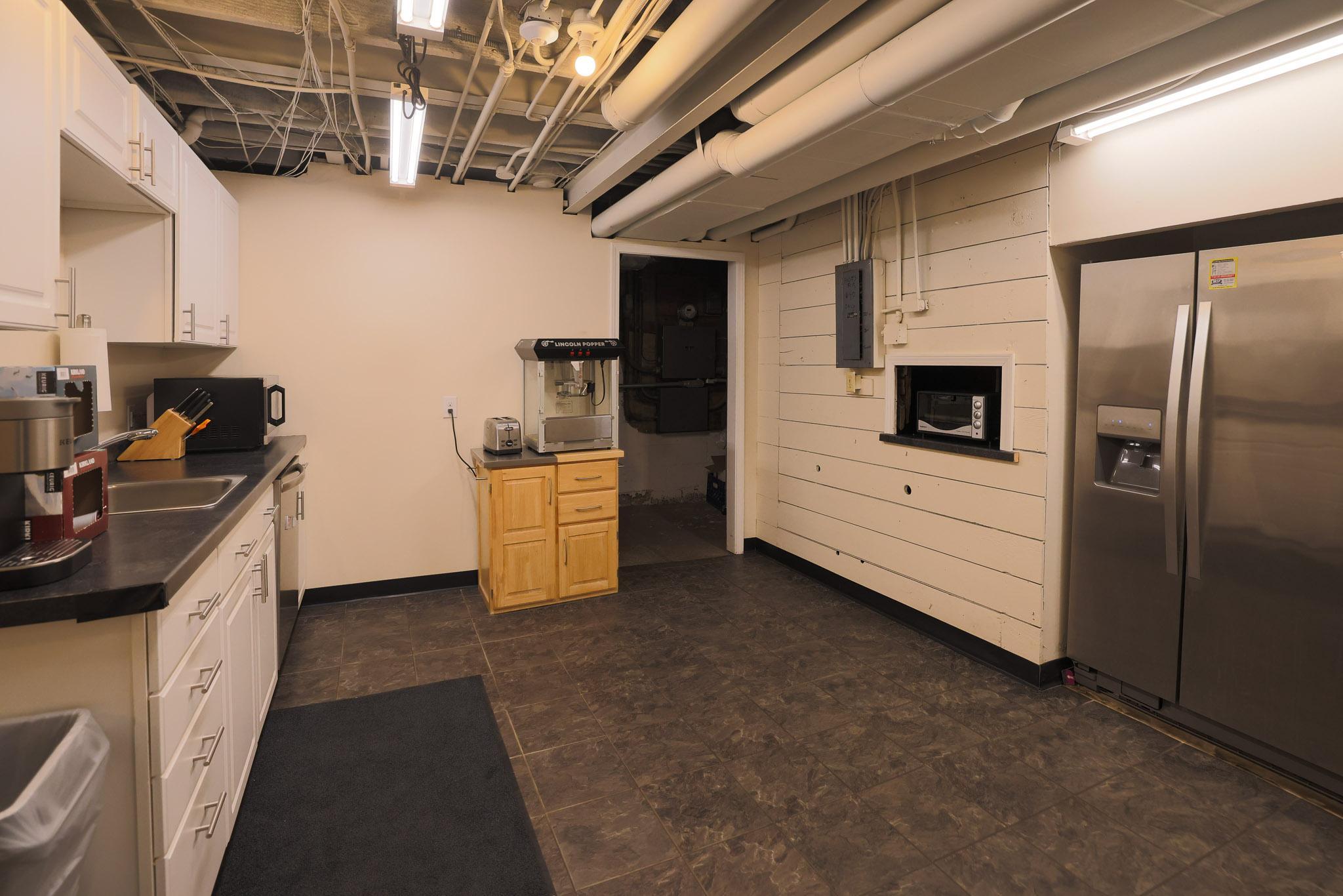 640-644 Grand Avenue