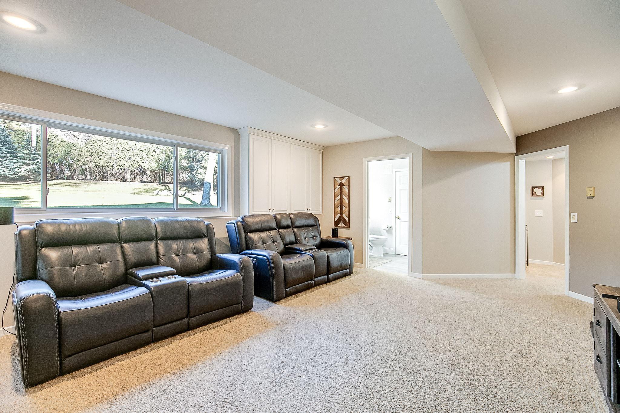 534 Smithtown Court