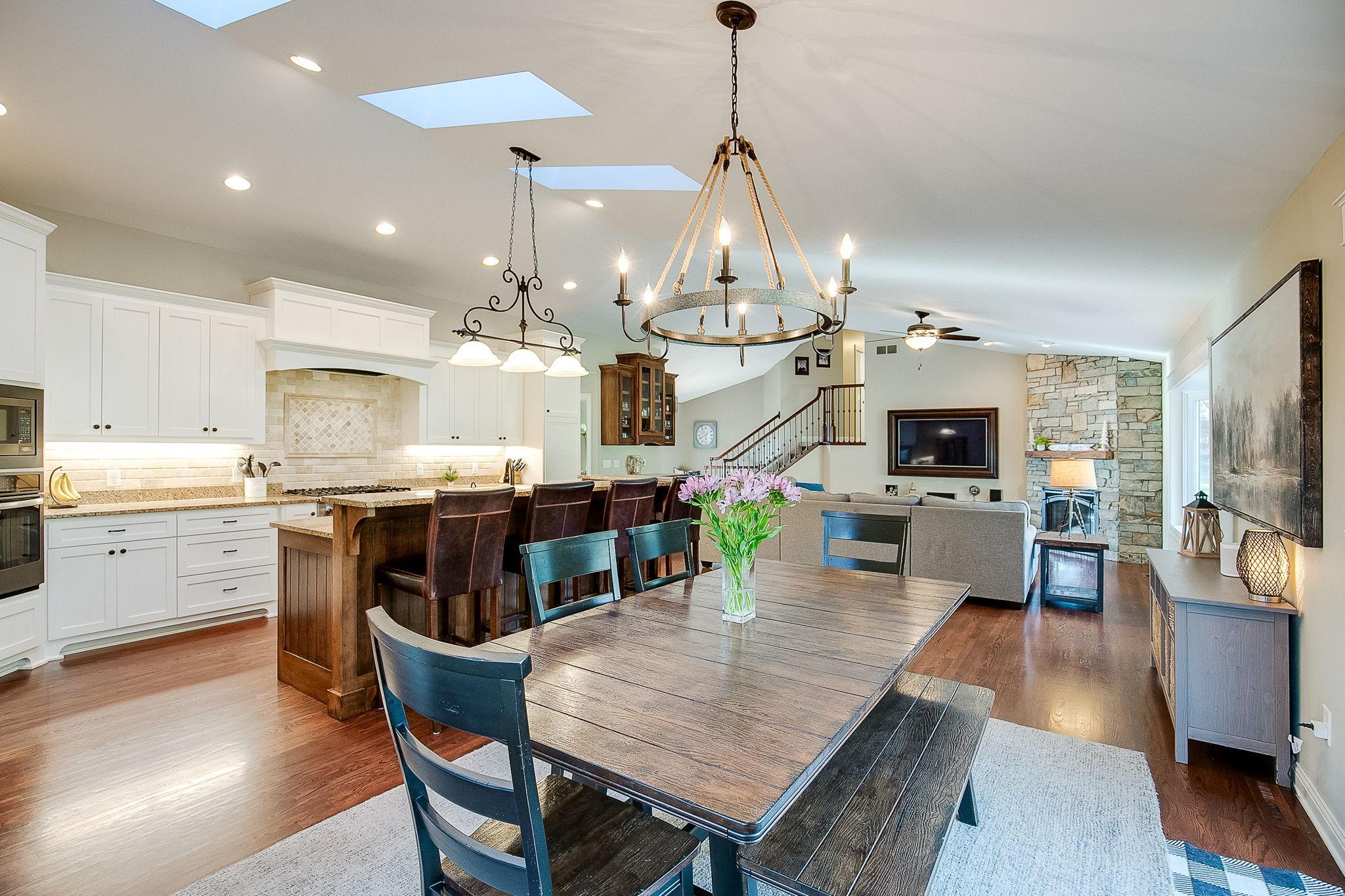 534 Smithtown Court