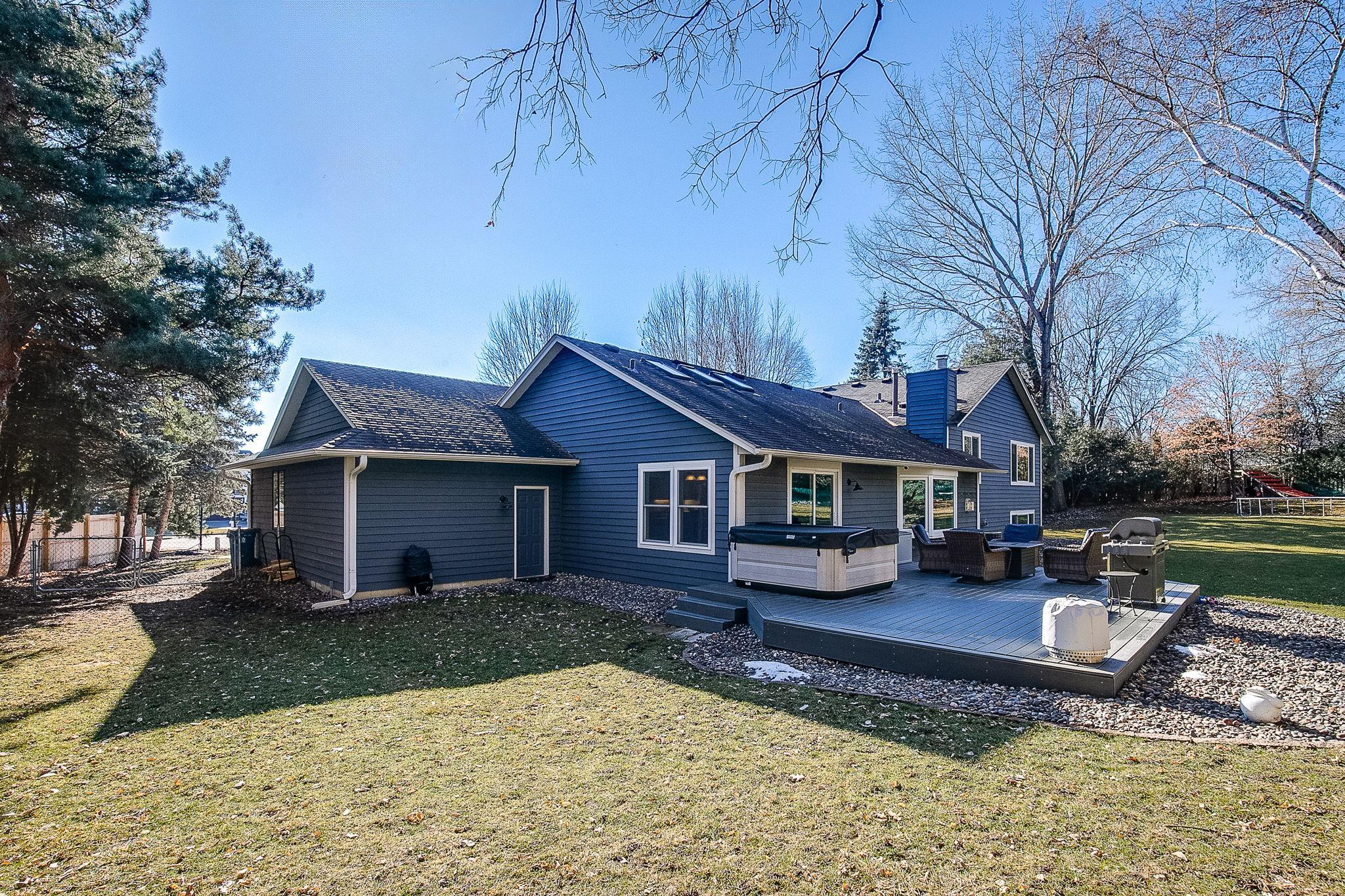 534 Smithtown Court