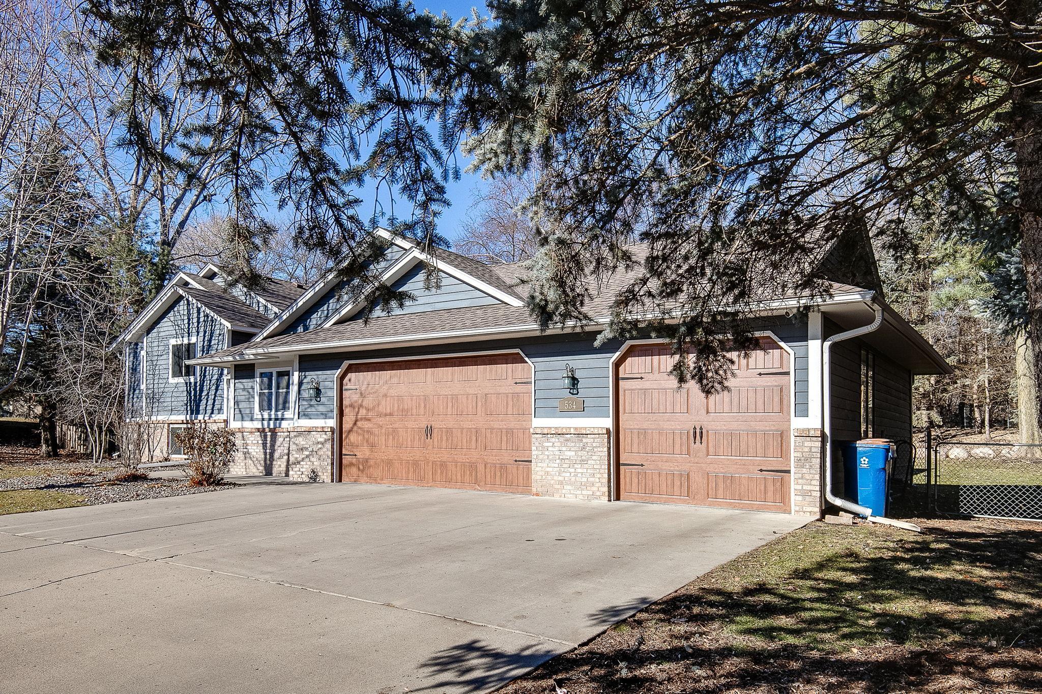 534 Smithtown Court