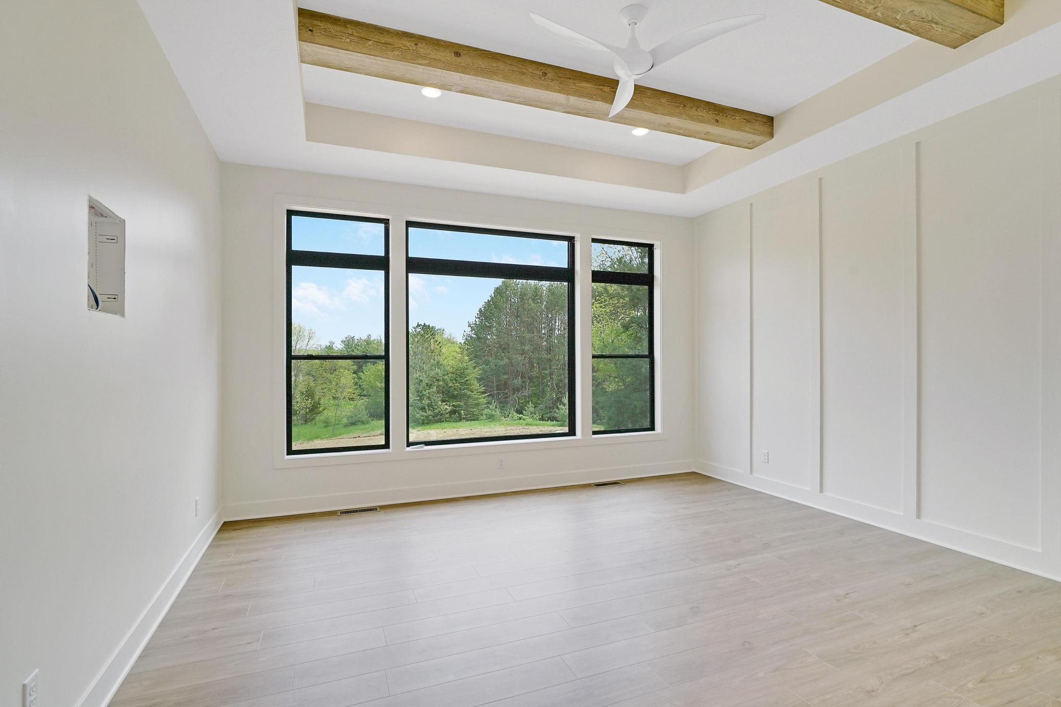 6699 Bridle Path