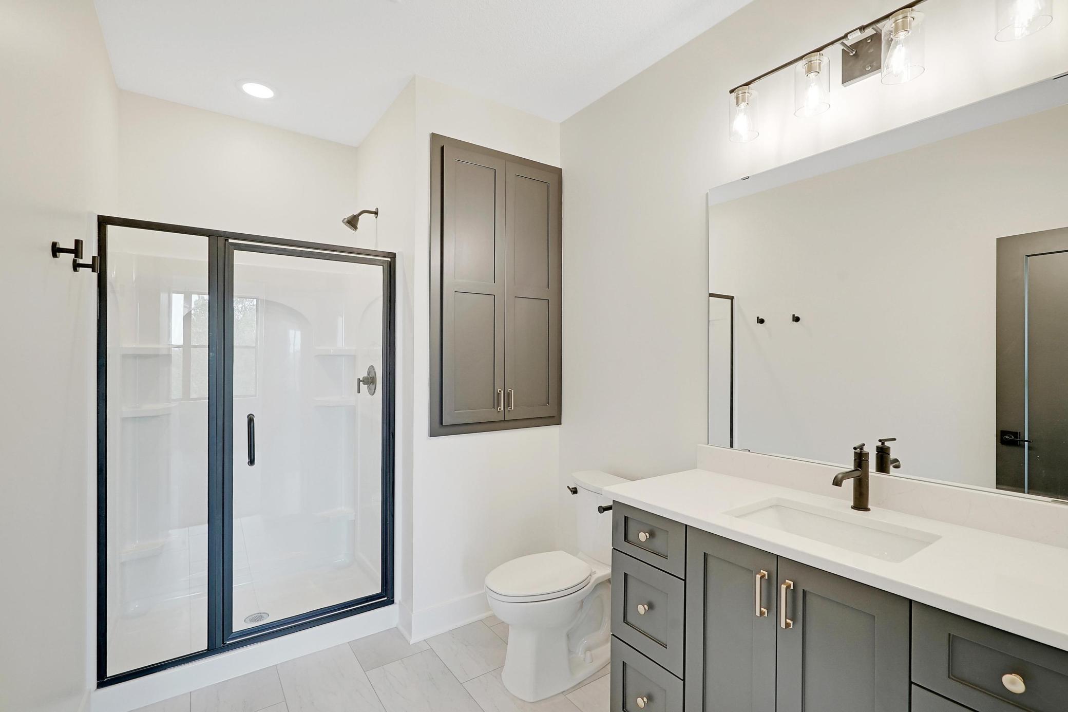 6699 Bridle Path