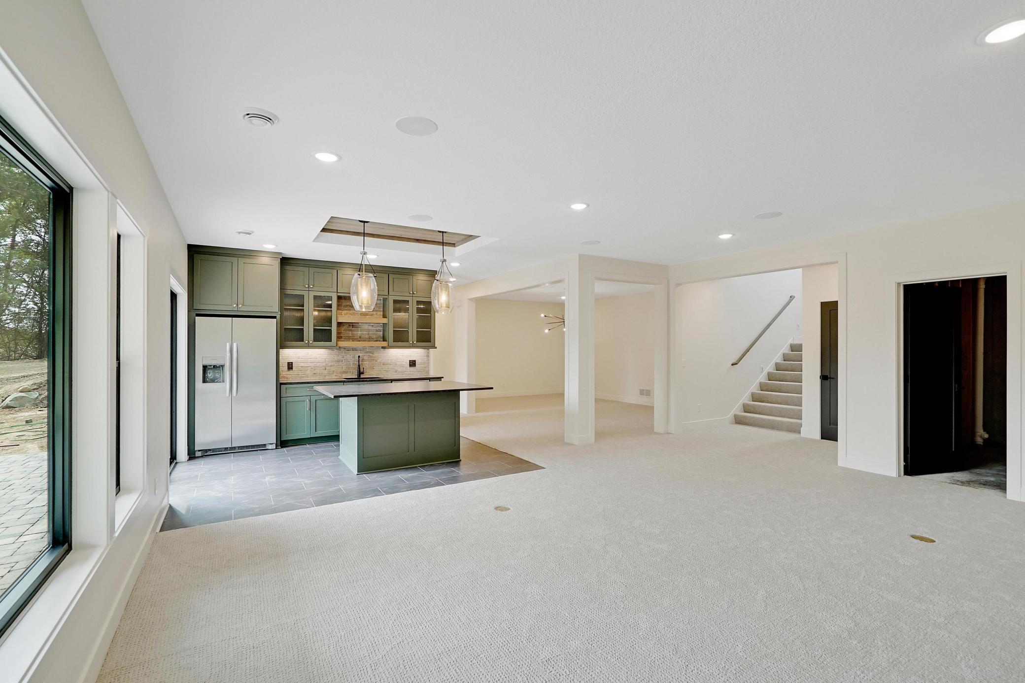 6699 Bridle Path