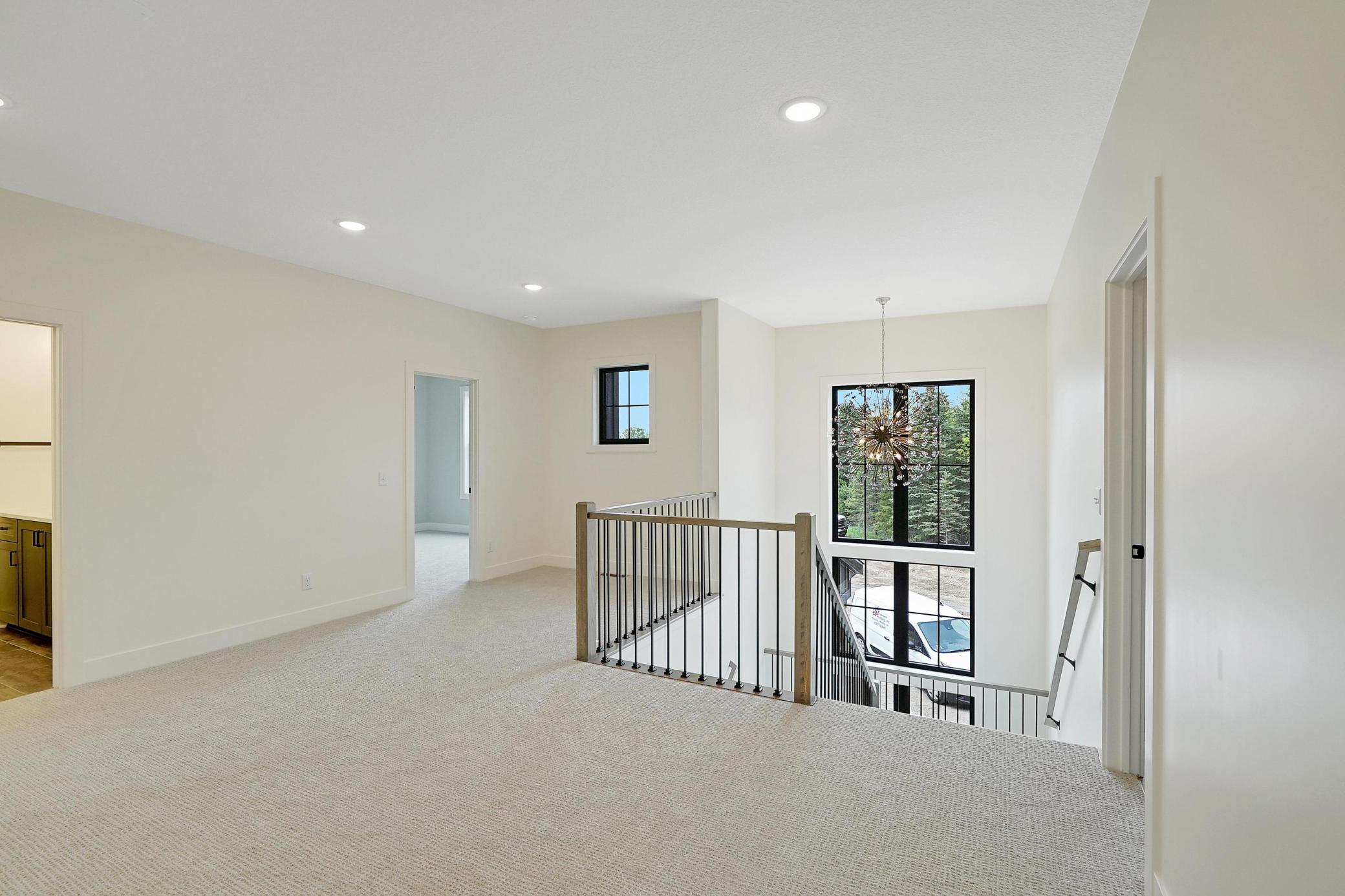 6699 Bridle Path