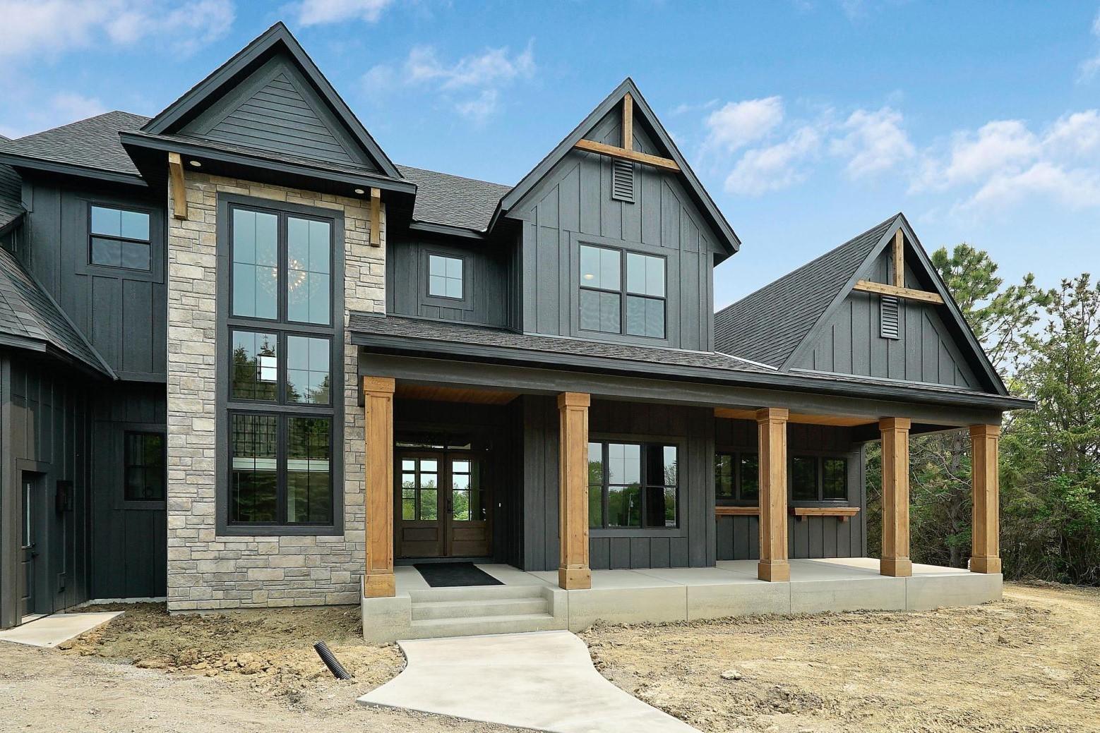 6699 Bridle Path