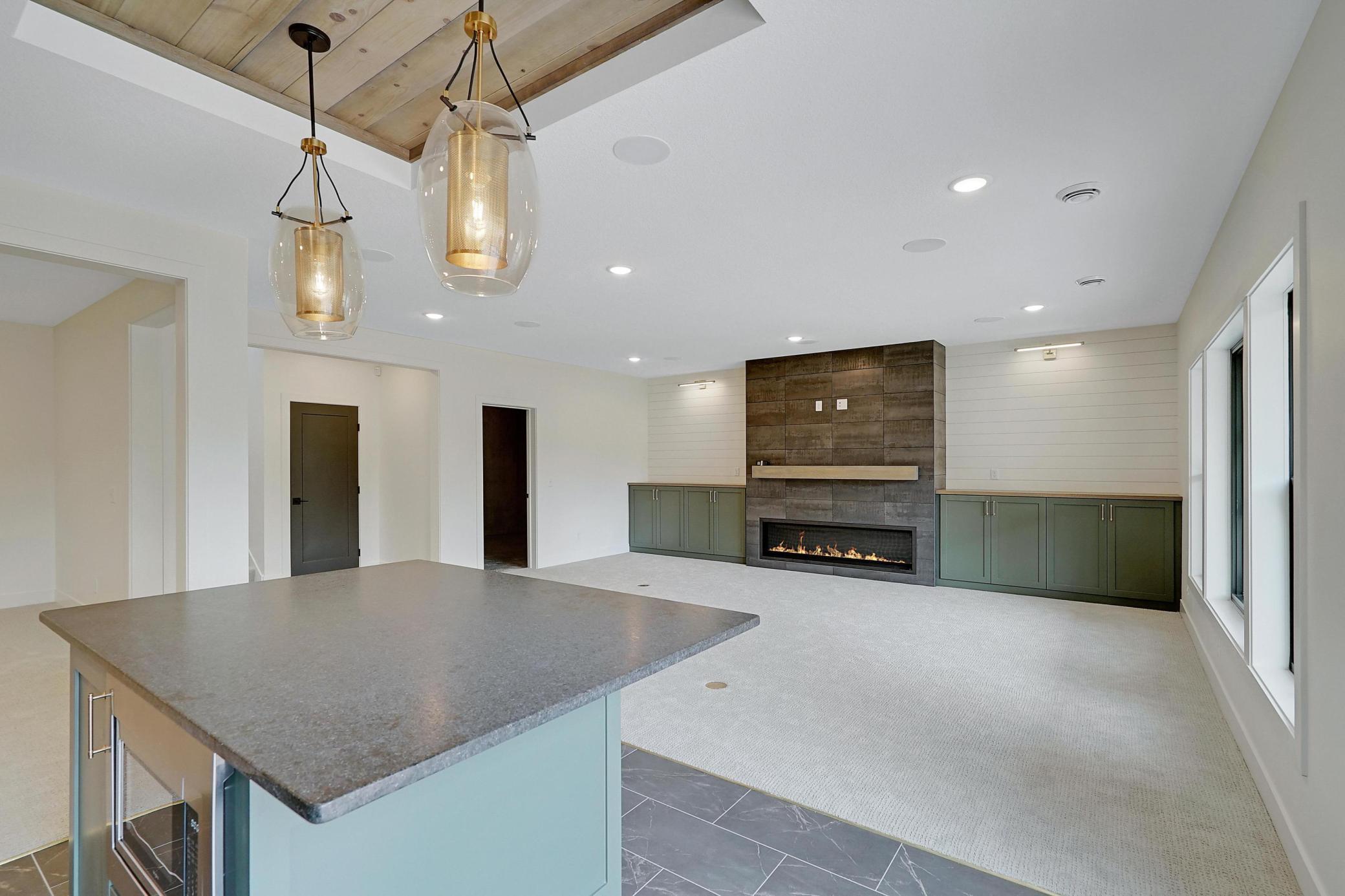 6699 Bridle Path
