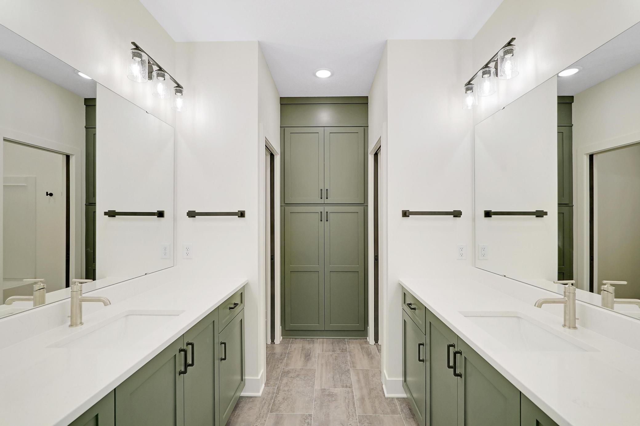 6699 Bridle Path