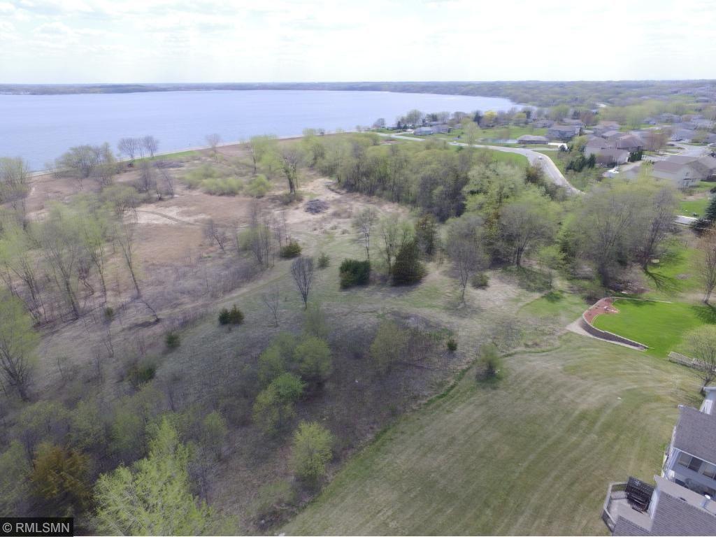 609 Lake Boulevard