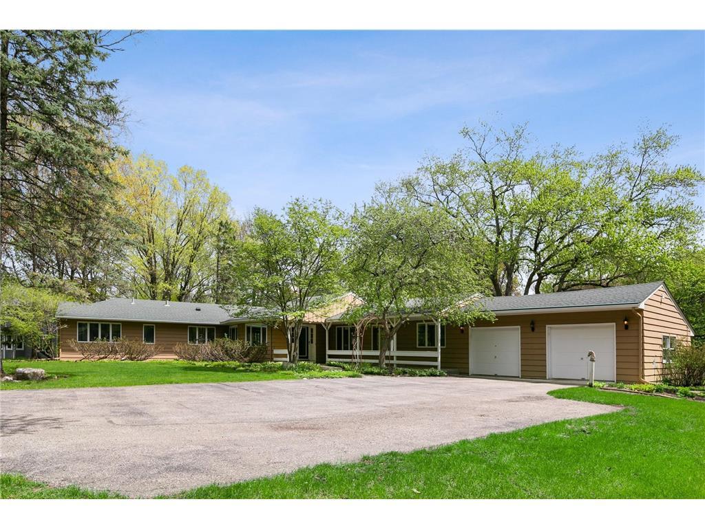 6315 Smithtown Road