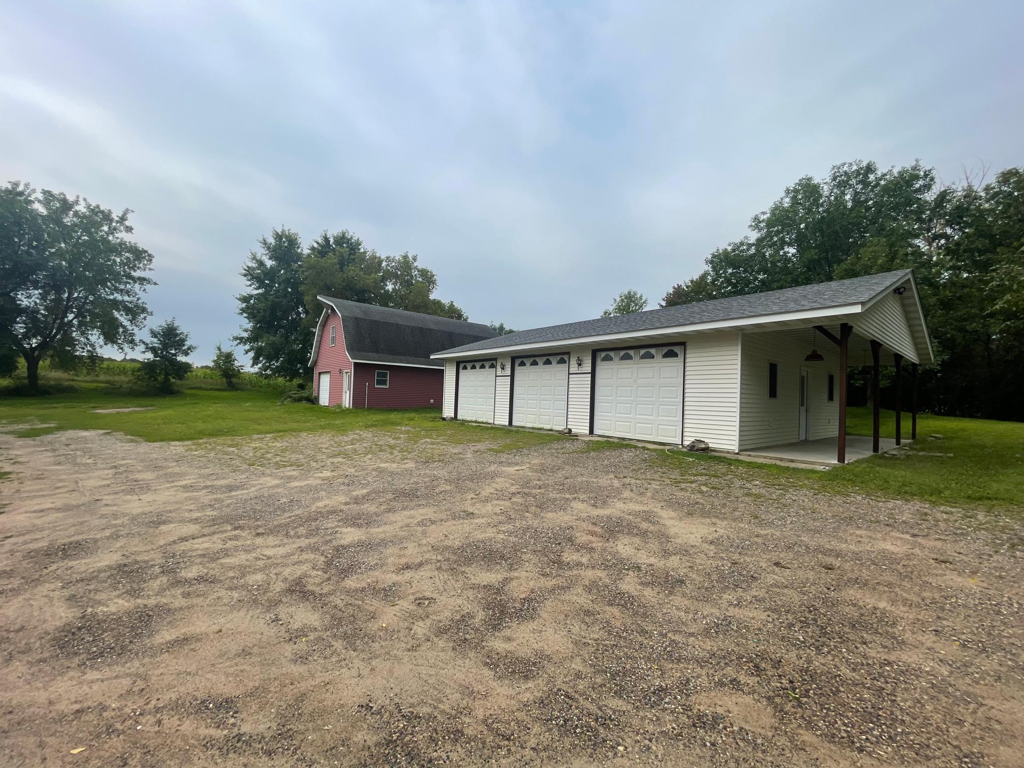 1079 County Road 39 NW