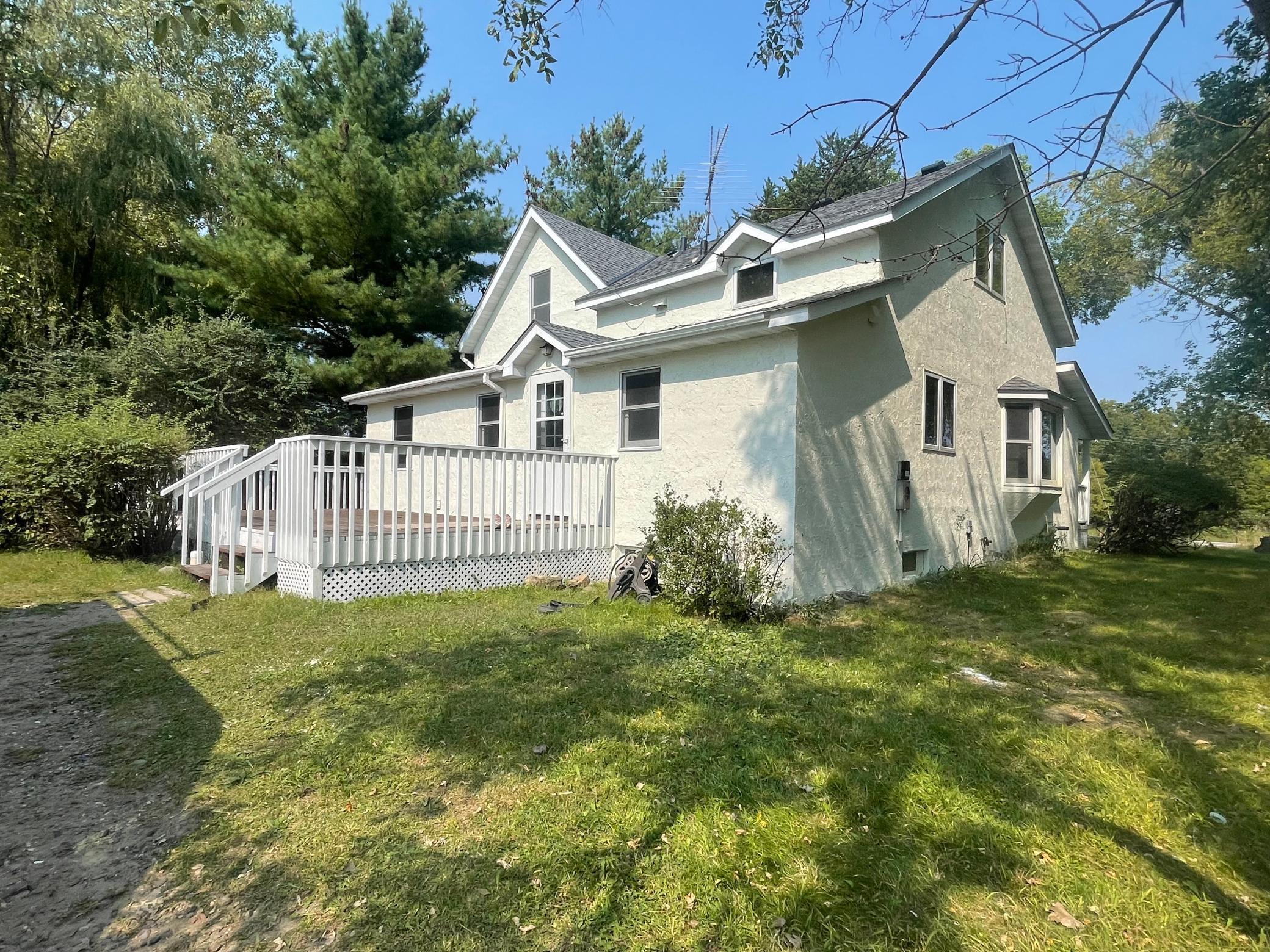 1079 County Road 39 NW
