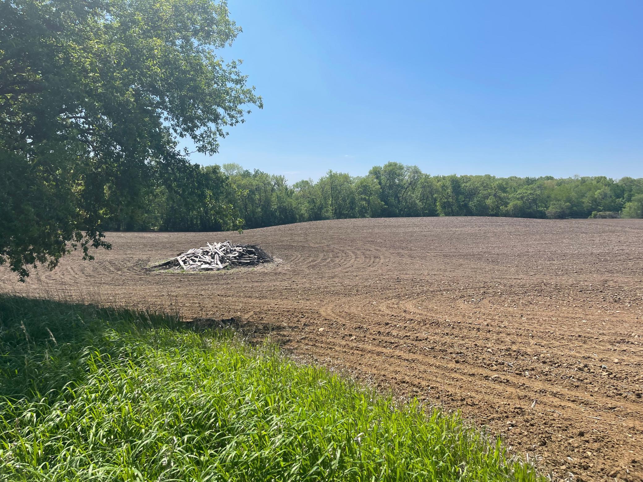 1079 County Road 39 NW
