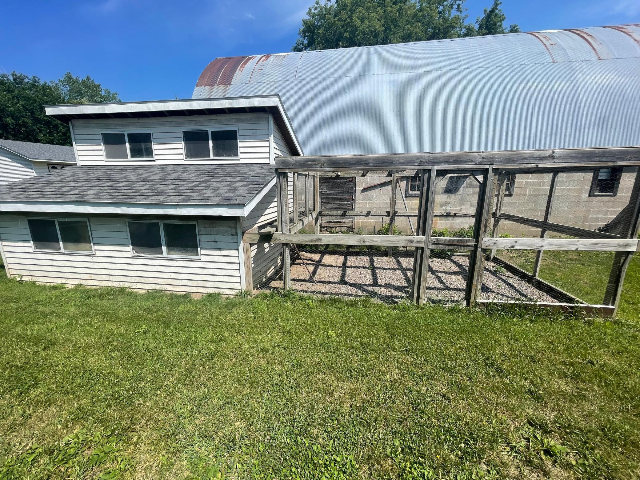 1079 County Road 39 NW