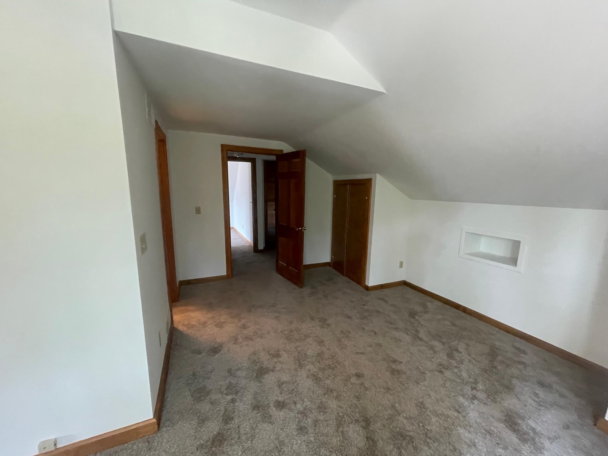 1079 County Road 39 NW