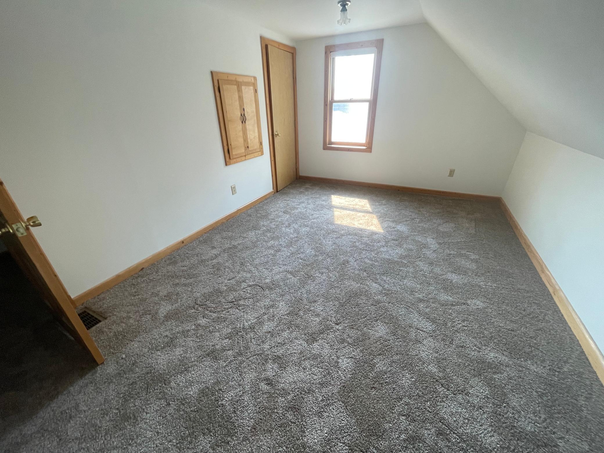 1079 County Road 39 NW