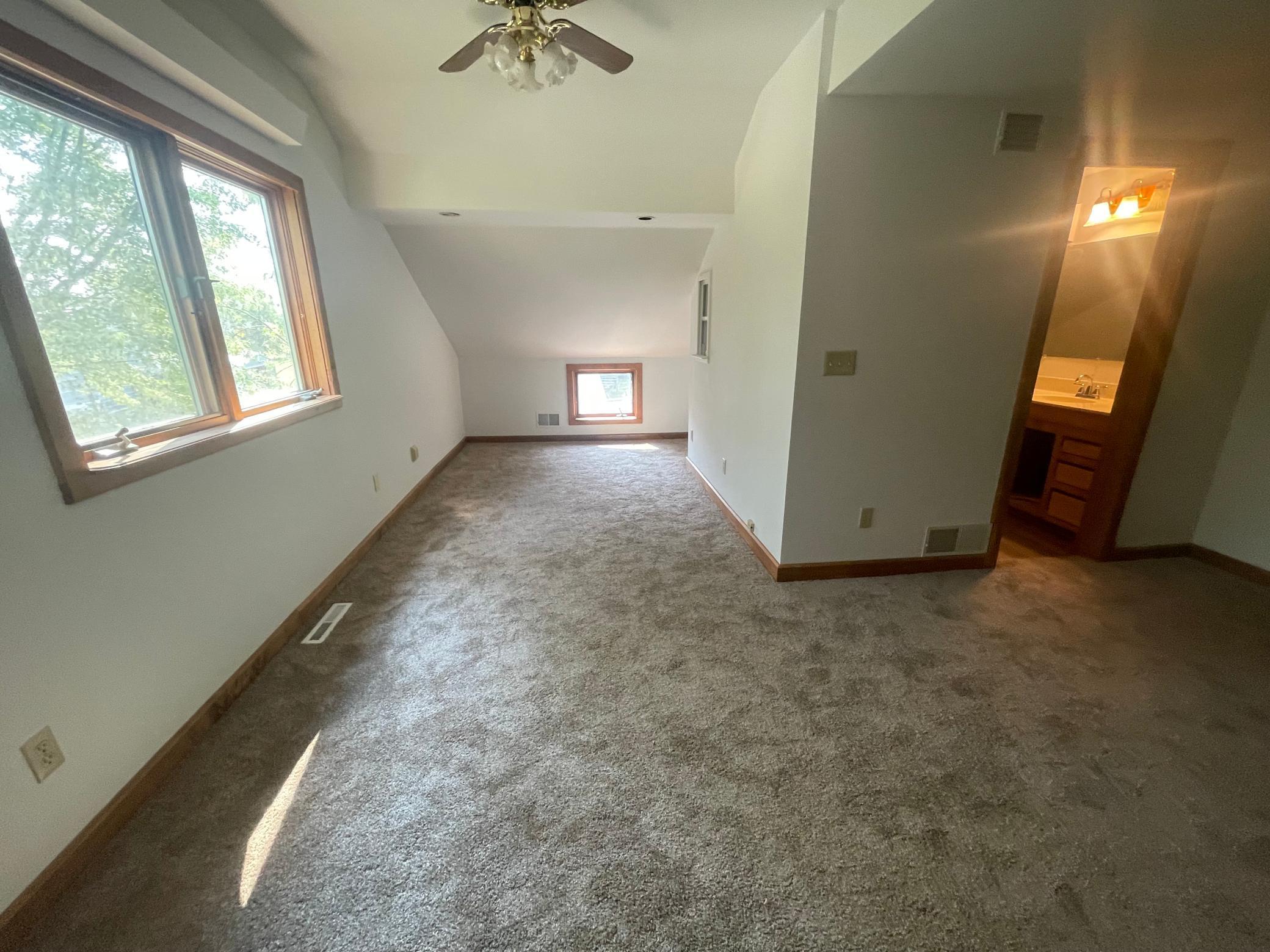 1079 County Road 39 NW