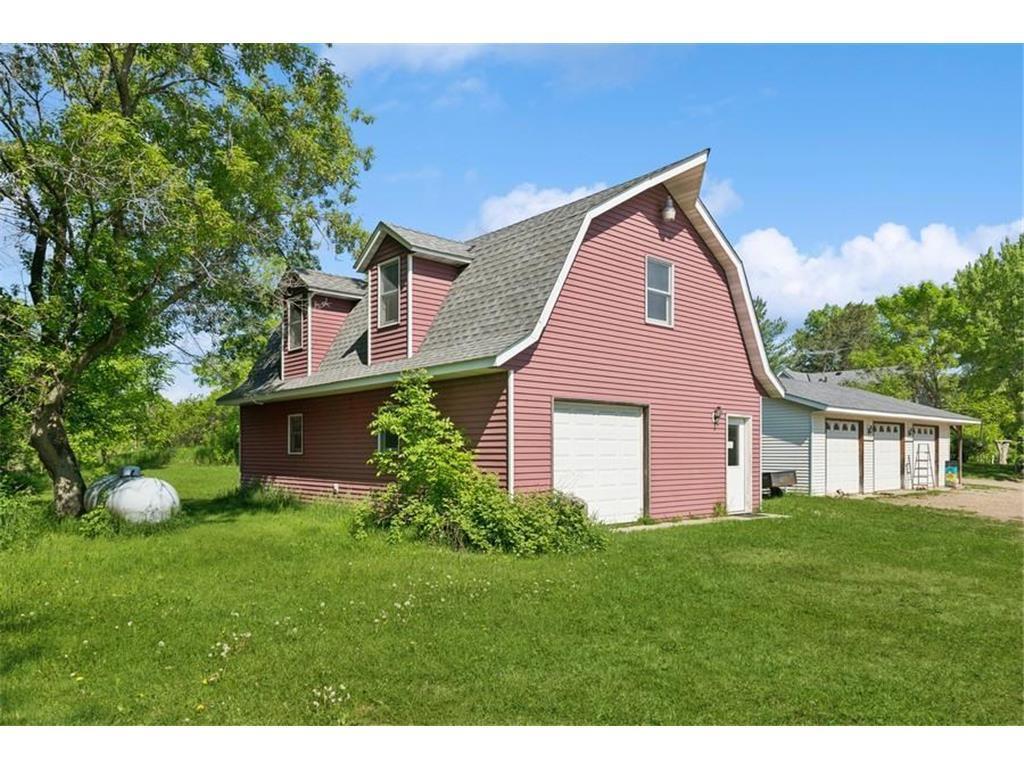 1079 County Road 39 NW