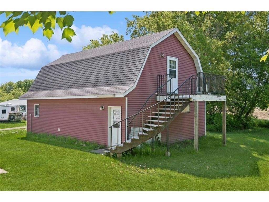 1079 County Road 39 NW