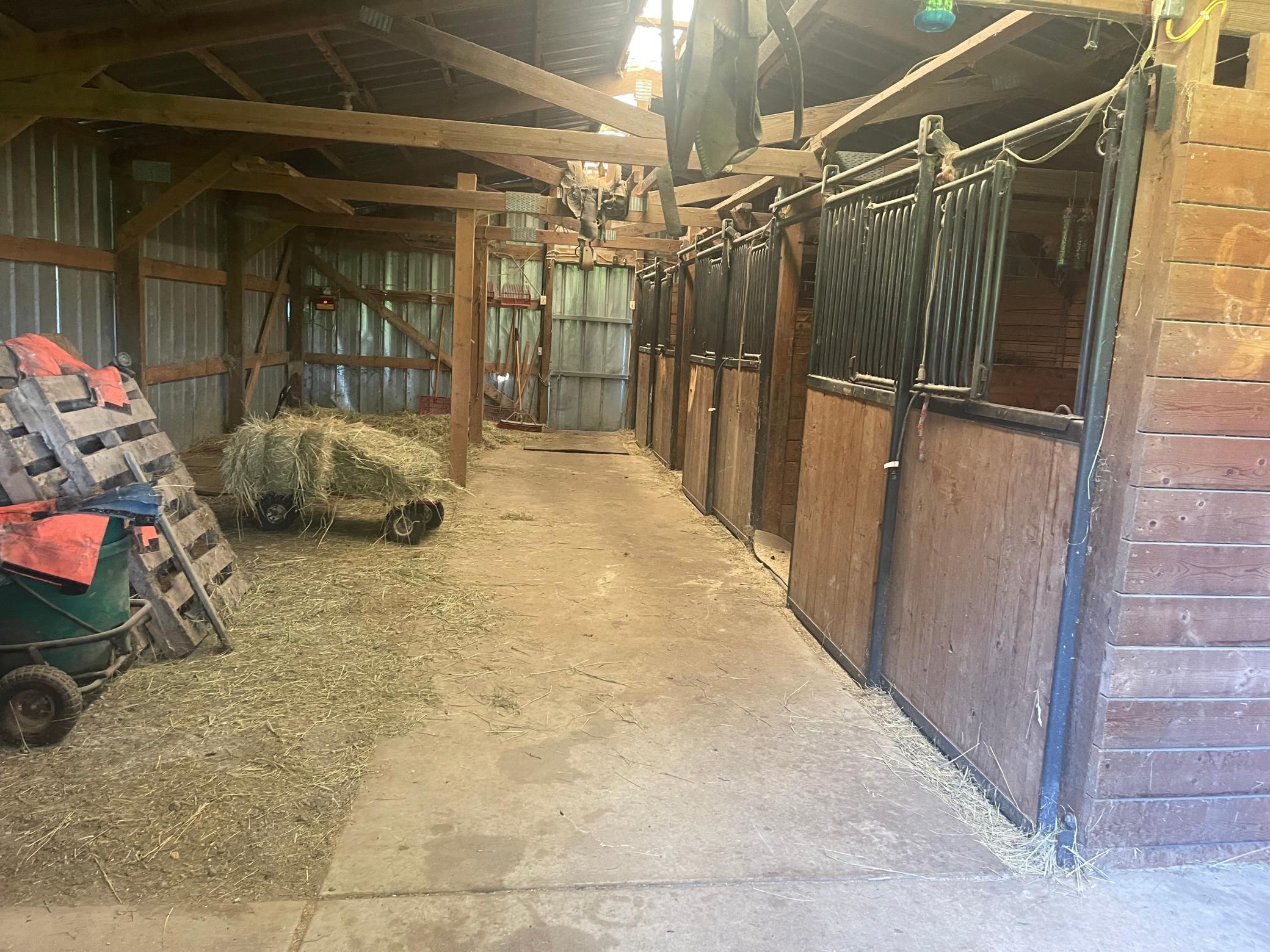 1079 County Road 39 NW