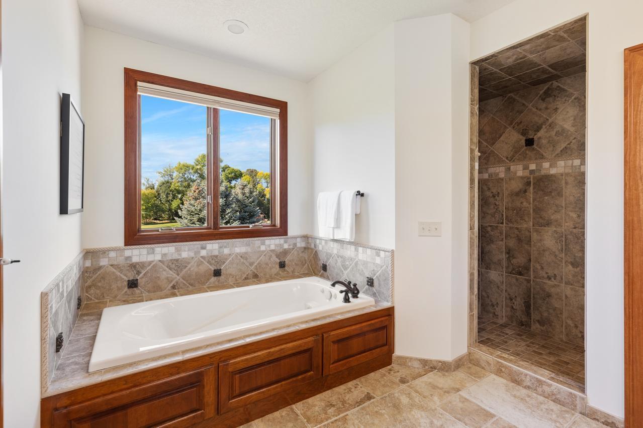 23841 Meadow Creek Drive