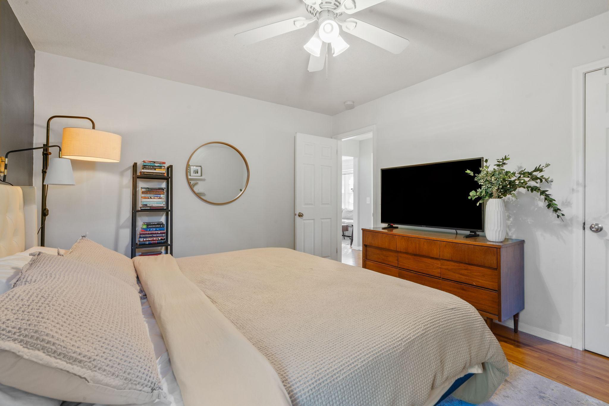 6106 Emerson Avenue N