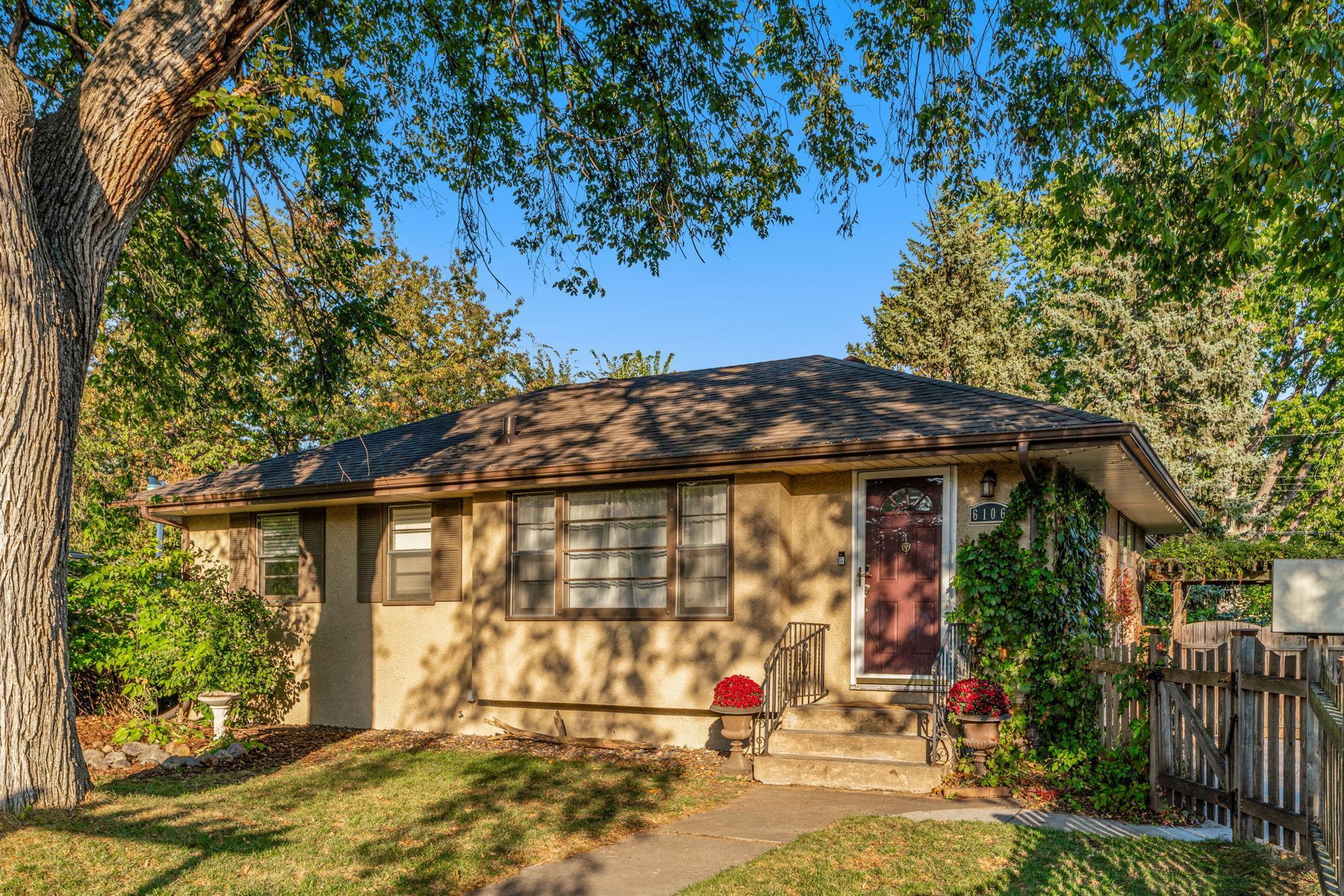 6106 Emerson Avenue N