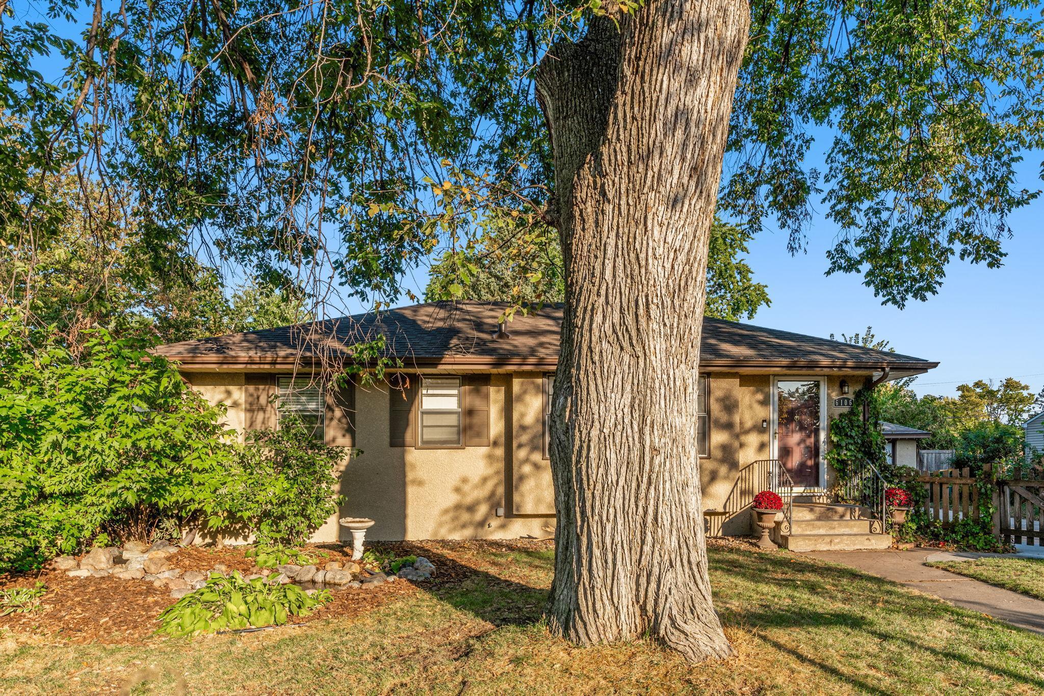 6106 Emerson Avenue N