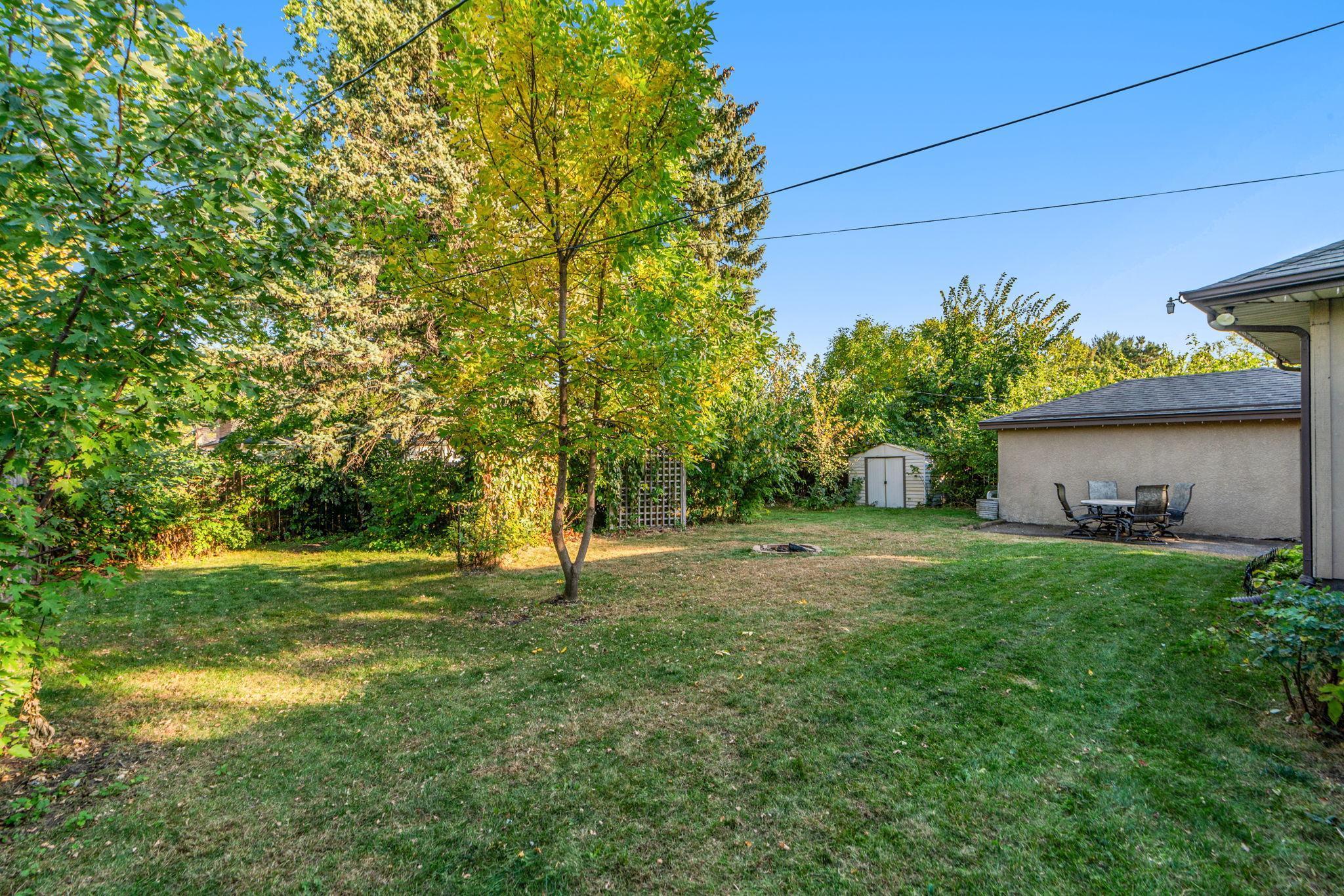 6106 Emerson Avenue N