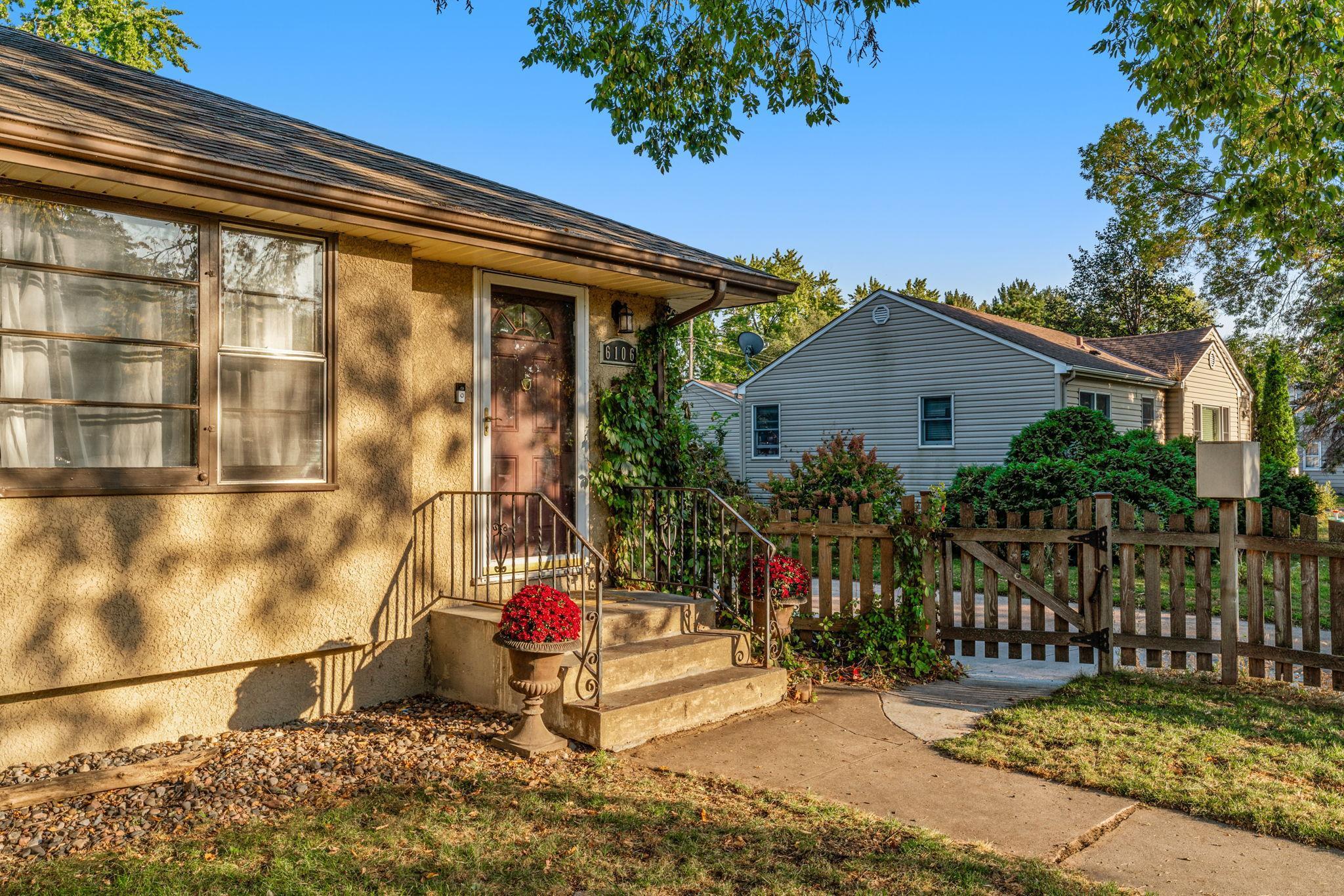 6106 Emerson Avenue N