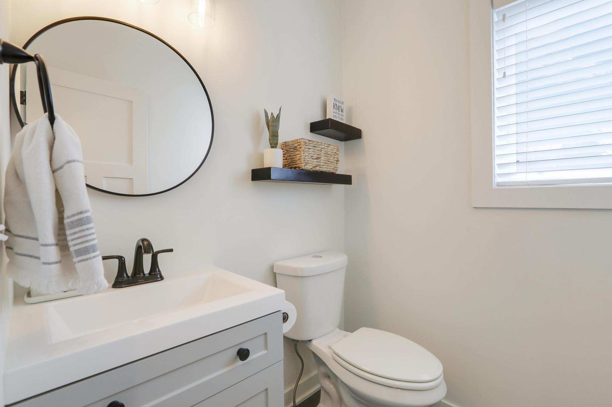 7043 146th Street W